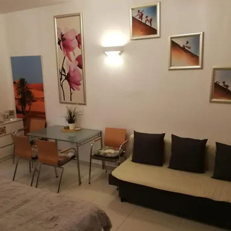 Center Warsaw- Smolna * Βαρσοβία