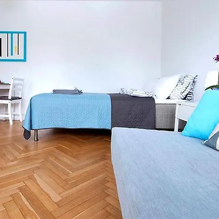 Center Warsaw- Smolna Apartment *